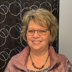 Meet your Posher, Tina